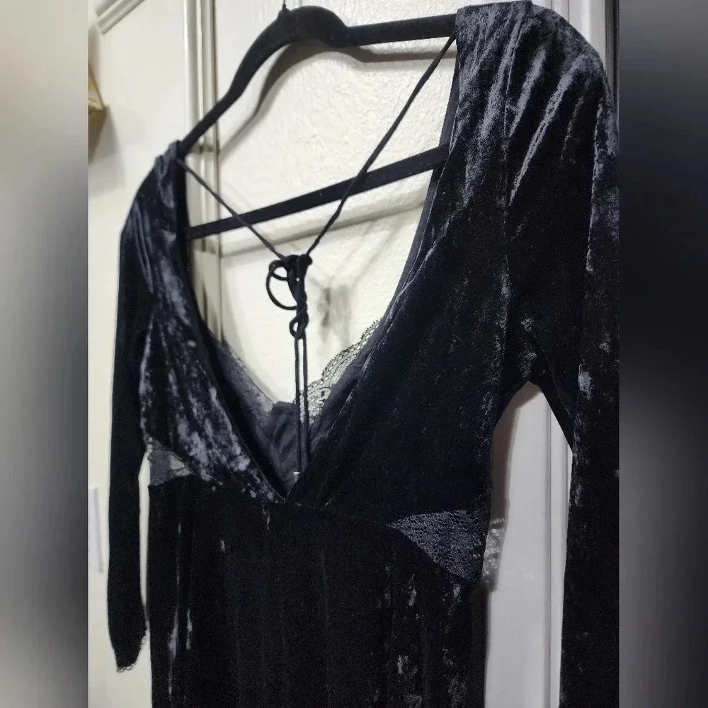 Free People Kat Velvet Mini Black Dress NWT Size XS Goth Dark Romantic - Picture 5 of 8